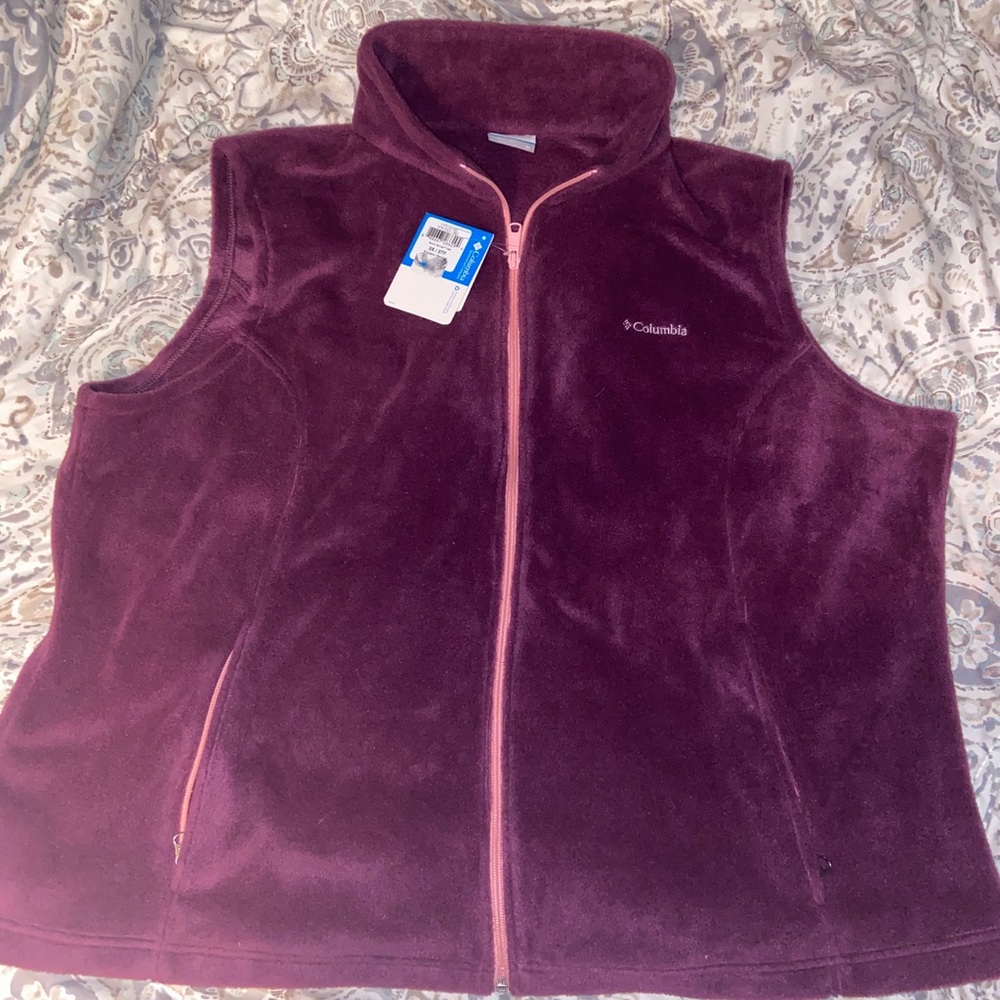 Columbia vest